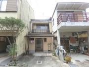 御陵岡町23-22貸家