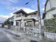 キャットウォークのある庭付き一戸建