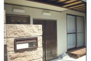吉田上大路町8-5貸家