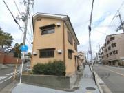 衣笠総門町34貸家