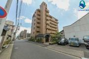 シーズンコート金山