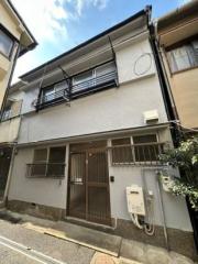 御崎本町2丁目貸家