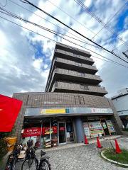 ジオナ塚本