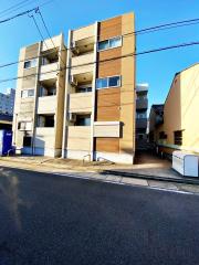 アジュール山王