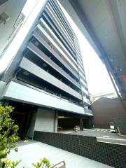 プレサンス名古屋ルーカス