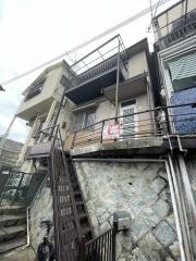 板宿町3丁目貸家