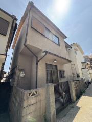 西山町三丁目貸戸建て