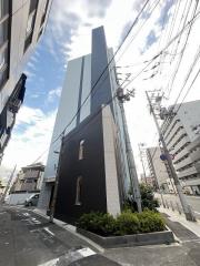 アール大阪リュクス