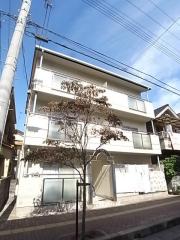 プチ・シェ・モア