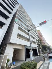 L・Isobe三宮