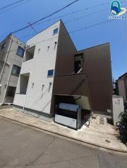M′s story