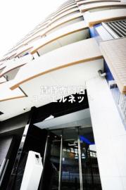 プレサンス江坂ベルフィーヌ