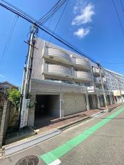 ロイヤルハイム里中