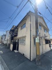 東出町2丁目貸家