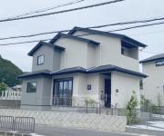 静市市原町貸家