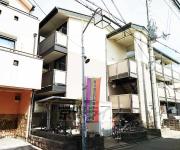 レオパレスコーポ西新道バザール