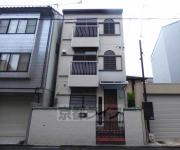 衣笠高橋町貸家