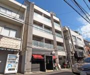 エスタシオン・デ・山科三品