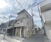 中堂寺庄ノ内町貸家
