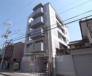 COMO HOUSE