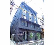 プラウ レーヴ富小路