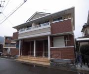 ラルジュ エスト