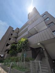 宝塚彩悠館