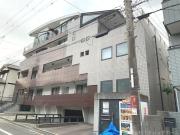 エイトヒルズ