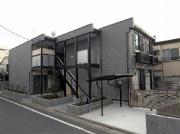 レオパレスルミエール East