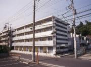 レオパレス大倉山エクレール