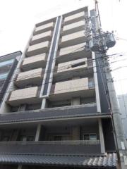 リヴァーク四条烏丸