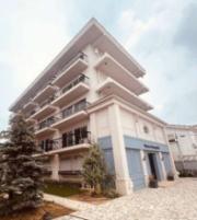 マンション五軒邸