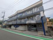 Am′s court