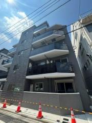 The Shinagawa East Residence