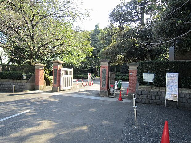 【大学】学習院大学まで1435ｍ