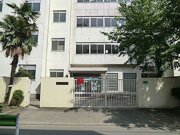 大田区立南六郷中学校　350ｍ