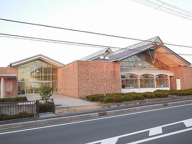 日野町立図書館