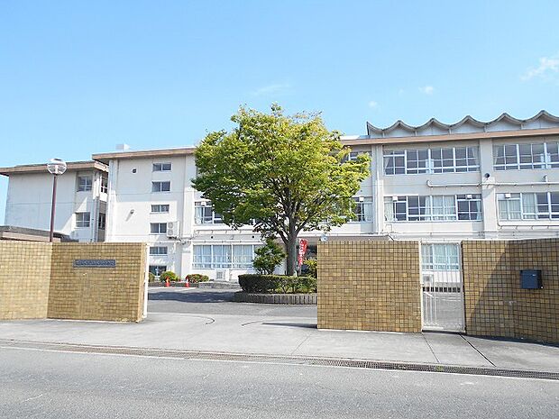 近江八幡市立八幡西中学校