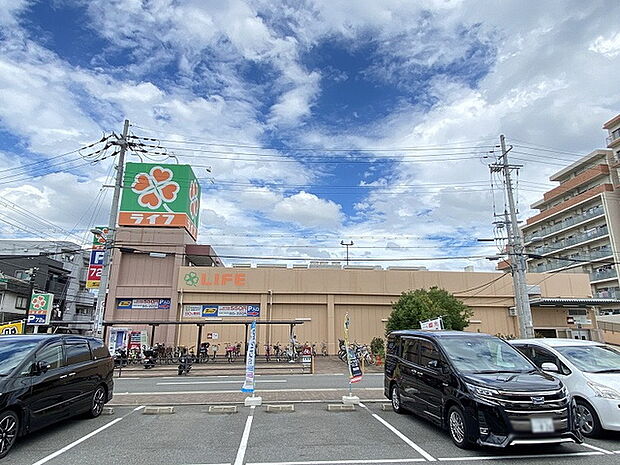 ライフ寝屋川黒原店