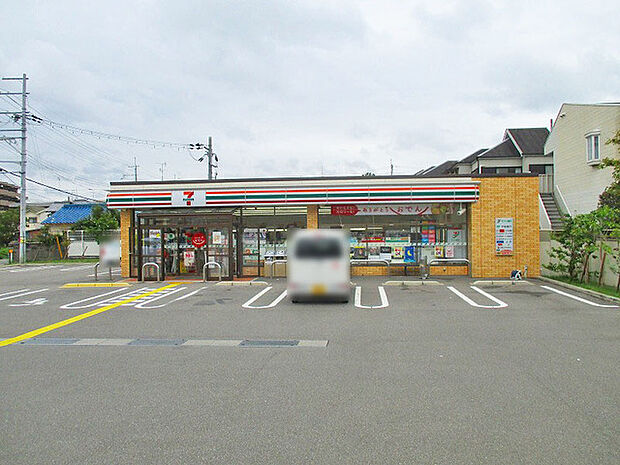 セブンイレブン宇治三室戸店