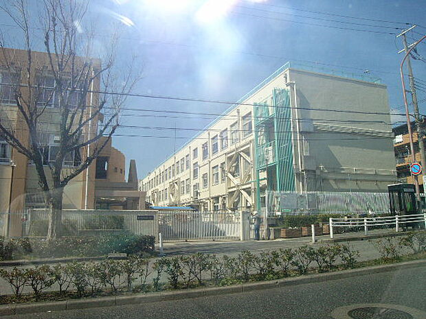 神戸市立本山第三小学校