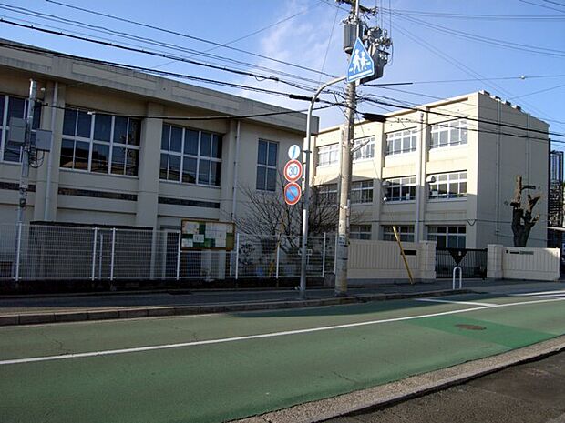 神戸市立舞子小学校