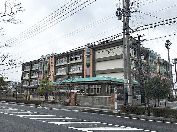 栗東市立大宝東小学校