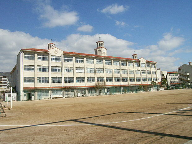 神戸市立本庄中学校