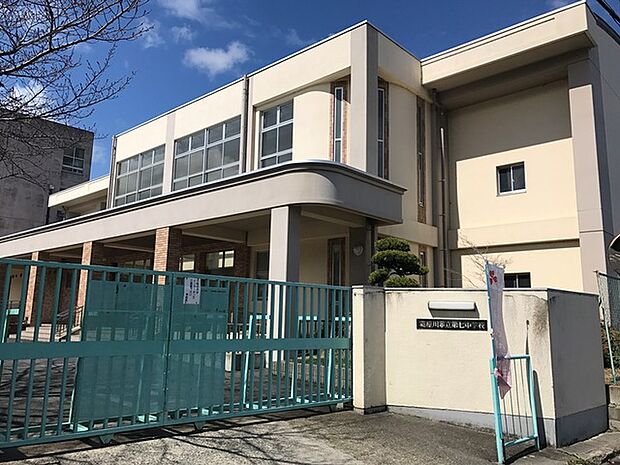 寝屋川市立第七中学校