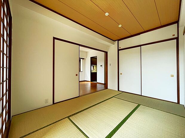 和室は、書斎や来客用などライフスタイルに合わせて多目的にお使いいただけます。