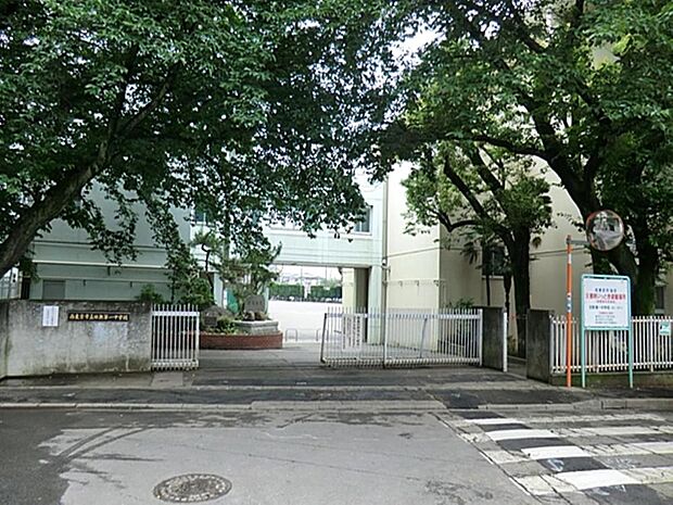 西東京市立田無第一中学校まで約508m