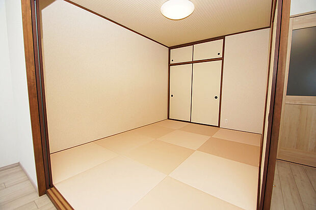 押入付きの和室は、寝室や客間、リビングの一部としてもご利用頂けます。
