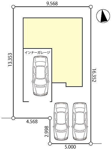 愛車を守るガレージ1台分、計3台分駐車可能です