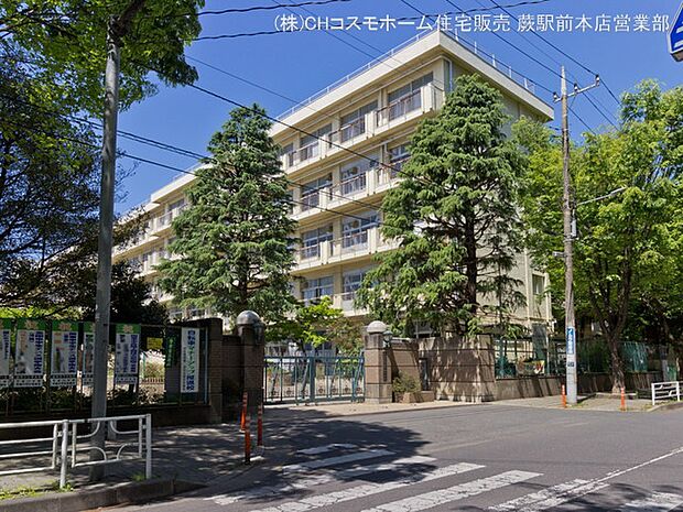 さいたま市立常盤中学校（320m）